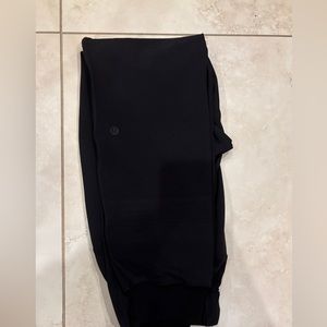 Lululemon joggers black size 2